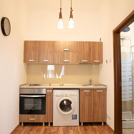 בוקרשט Ultracentral Apartament With Balcony - Old Town מראה חיצוני תמונה