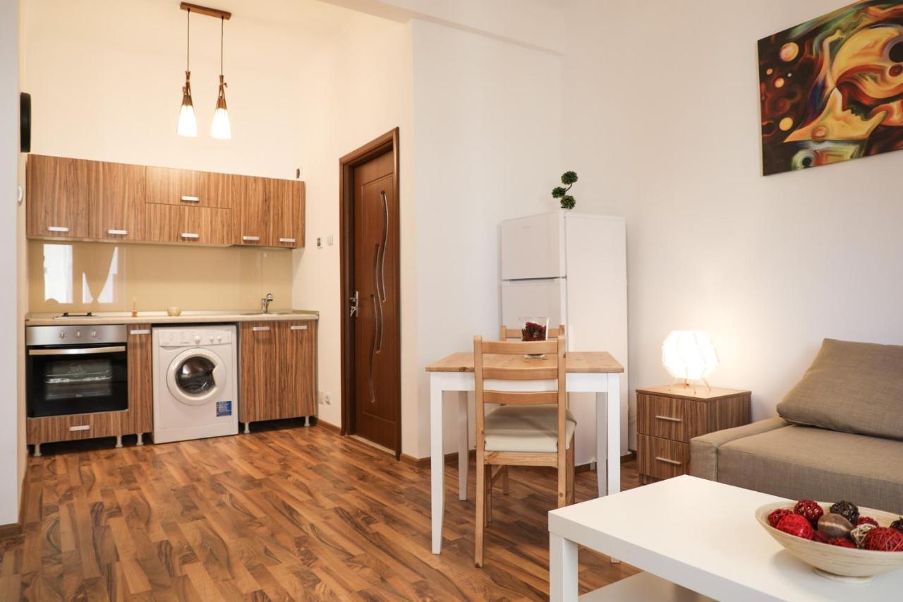בוקרשט Ultracentral Apartament With Balcony - Old Town מראה חיצוני תמונה